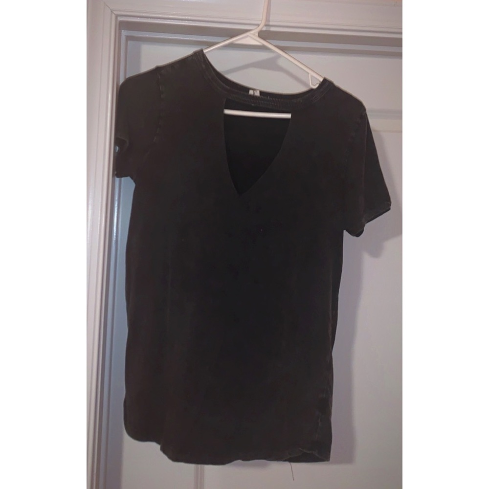 Grayish/Black cutout Tshirt